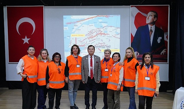 Ayvalık Belediyesi ile Ayvalık Kent Konseyi iş birliğinde düzenlenen “Balıkesir’in