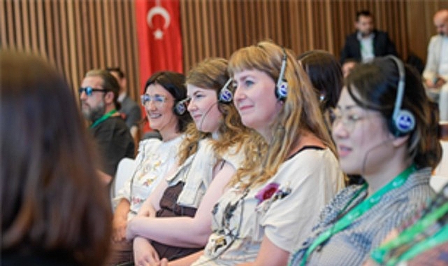 İzmir Büyükşehir Belediye Başkanı ve Türkiye Sağlıklı Kentler Birliği Başkanı