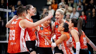 Eczacıbaşı Dynavit AXA Sigorta Kupa Voley Kadınlar çeyrek final etabındaki