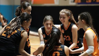 60 yıldır Türkiye’de kadın voleybolunun gelişiminde öncü rol üstlenen Eczacıbaşı