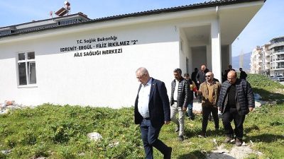 Edremit Belediye Başkanı Mehmet Ertaş, kent genelinde planlanan ve devam