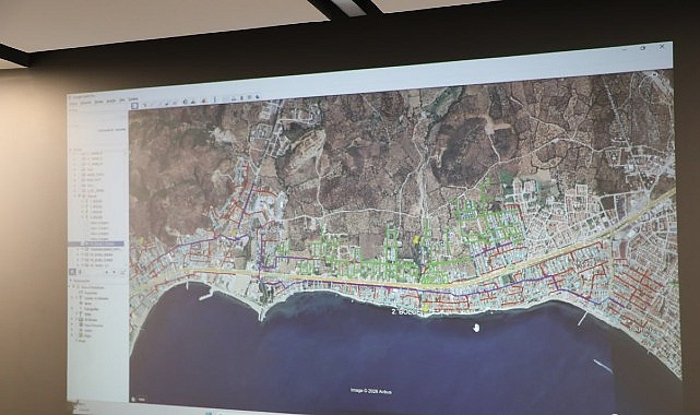 Edremit Belediye Başkanı Mehmet Ertaş, ilçedeki enerji altyapısını güçlendirmek ve