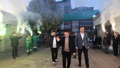 Ramazan ayının manevi atmosferini vatandaşlarla birlikte yaşamaya devam eden Osmangazi