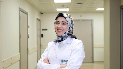 Üsküdar Üniversitesi NPİSTANBUL Hastanesi Klinik Psikolog Zeynep Betül Alp, mavi ışığın