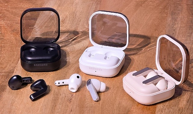 Donanım inovasyonlarının ötesine geçen Galaxy Buds4 serisi, kullanıcının bireysel yaşam