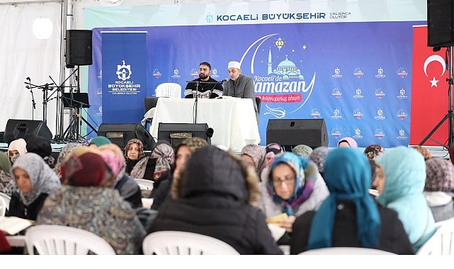 Kocaeli Büyükşehir Belediyesi tarafından Gebze Kent Meydanı’nda kurulan Ramazan Çadırı’nda