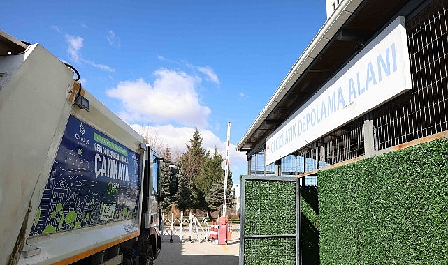 Çankaya Belediyesi, geri dönüşüm çalışmalarını sosyal belediyecilik anlayışı doğrultusunda sürdürürken