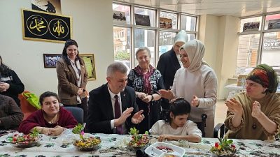 Gölcük Belediyesi kültür sanat etkinlikleri kapsamında düzenlenen “Terararyum Atölyesi”, engelli