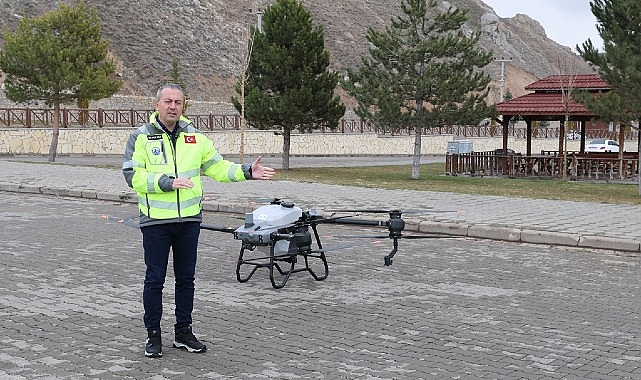 Sivas Belediyesi Veteriner İşleri Müdürlüğü, yaklaşan yaz mevsimi öncesinde halk