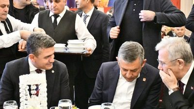 Haymana Belediye Başkanı Levent Koç’un ev sahipliğinde düzenlenen programa Cumhuriyet