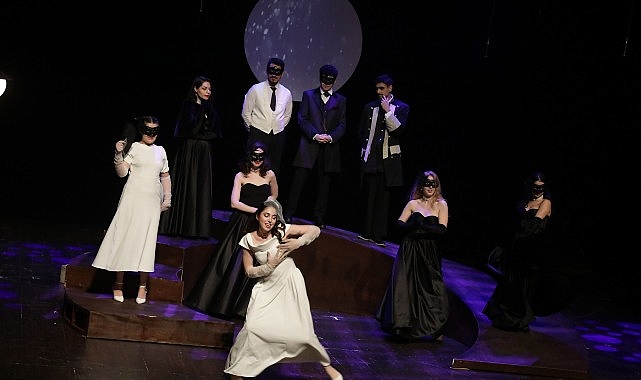 Genç kuşağın tiyatrocu adayları ile izleyiciyi bir araya getirmeyi hedefleyen