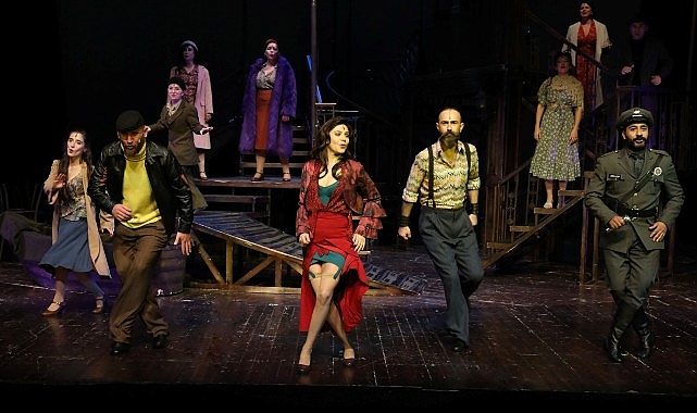 İstanbul Büyükşehir Belediyesi Şehir Tiyatroları, 2025-2026 tiyatro sezonunun yeni haftasında 14 oyunla