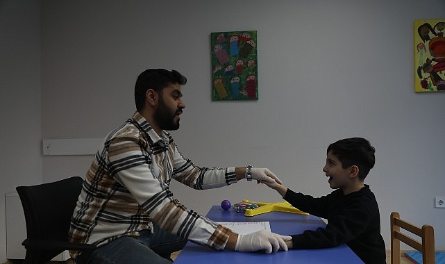 İBB, ÖZGEM merkezleri aracılığıyla konuşma güçlüğü çeken çocuklara destek olmaya