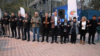 Kemer Belediye Başkanı Necati Topaloğlu ev sahipliğinde düzenlenen iftar programları,