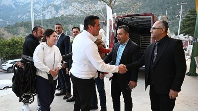 Kemer Belediye Başkanı Necati Topaloğlu ev sahipliğinde düzenlenen iftar programları,