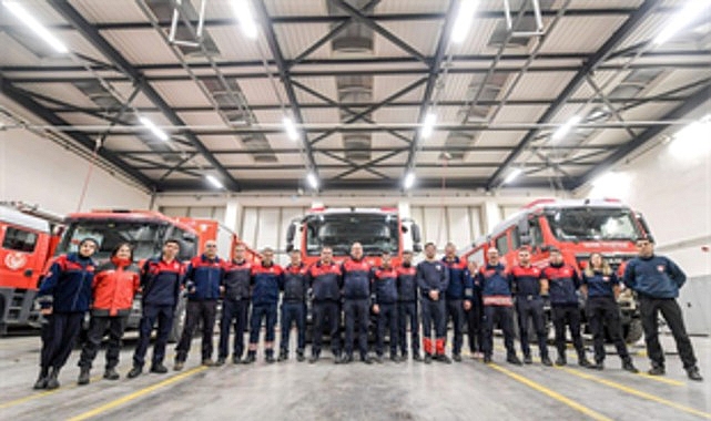 İzmir Büyükşehir Belediyesi İtfaiye Dairesi Başkanlığı’nda ekip ruhu yalnızca sahada