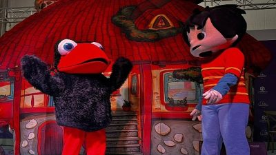 Kocaeli Büyükşehir Belediyesi’nin İzmit Kent Meydanı’nda kurduğu Ramazan Çadırı’nda her