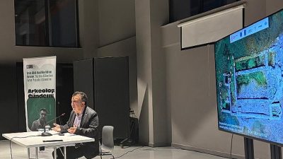 Nilüfer Belediyesi tarafından Pancar Deposu’nda düzenlenen Arkeoloji Gündemi buluşmalarının bu