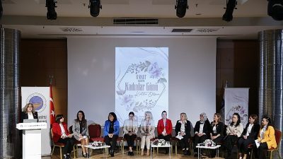 Antalya Büyükşehir Belediyesinin ev sahipliğinde Türk Üniversiteli Kadınlar Derneği ile