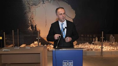 Gazze’de yarım kalan hayatların izini seramik ve resim sanatıyla görünür