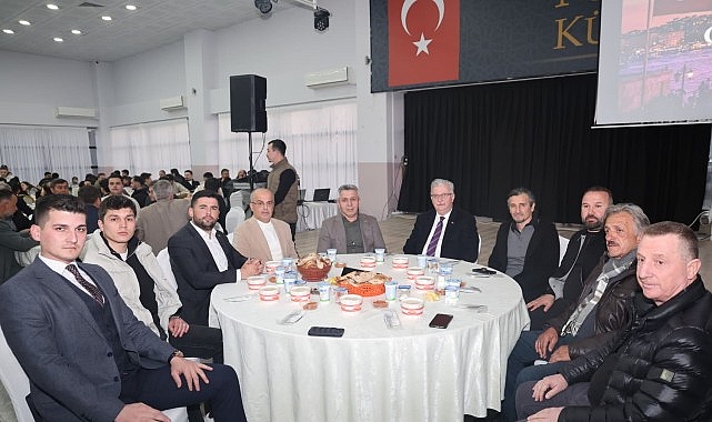 Kandıra Belediyesi tarafından Namazgâh Kültür Merkezi’nde düzenlenen “Gönül Sofrası Gençlik