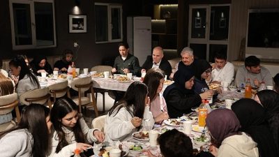 Kartepe Belediyesi’nin düzenlediği "Bir Sofra Bir Hikâye" buluşmaları, bu hafta Derbent