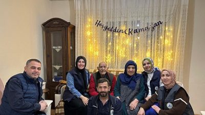 Kartepe Belediyesi’nin Alo Evlat Sağlık Kulübü ekipleri, Ramazan ayında da