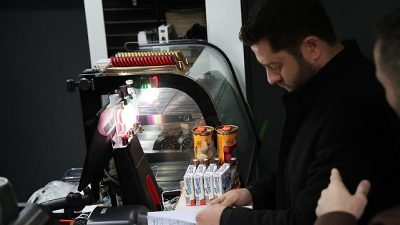 Kartepe Belediyesi, ilçe genelindeki ticari işletmelerin yasal mevzuata uygunluğunu denetlemek