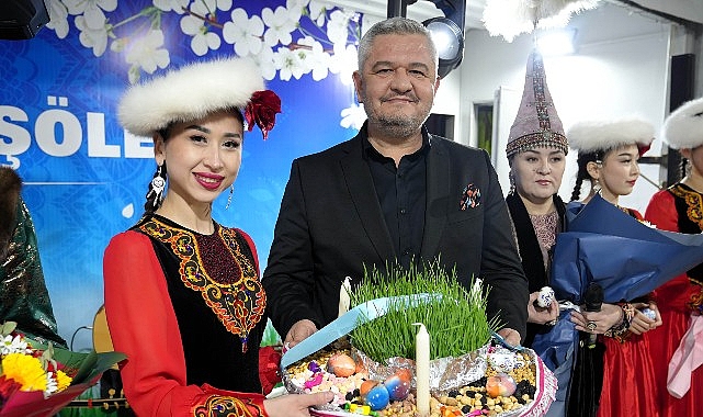 Keçiören Belediyesi ve TÜRKSOY iş birliğiyle Kalaba Kent Meydanı’nda düzenlenen