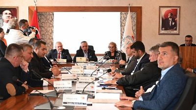 Kemer Belediyesi Mart ayı meclis toplantısı, Kemer Belediye Başkanı Necati