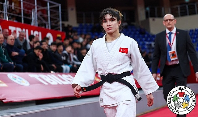 Kocaeli Büyükşehir Belediye Kağıtspor’un milli gururu Tuğçe Beder, Judo dünyasının