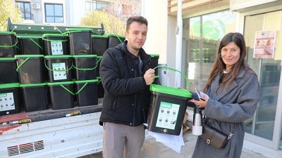 Seferihisar Belediyesi, İzmir Büyükşehir Belediyesi iş birliğiyle “Organik Atıklardan Kompost