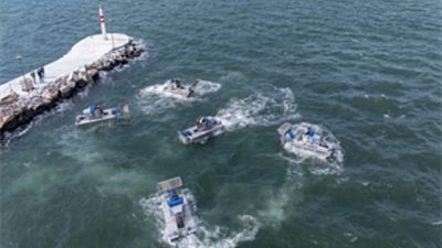 İzmir Büyükşehir Belediyesi, İzmir Körfezi’ndeki temizlik çalışmalarını güçlendirmek için beş