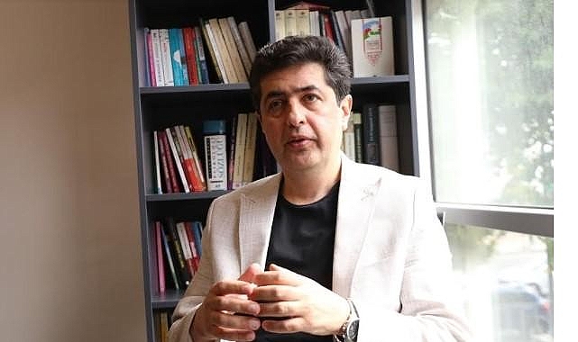 Üsküdar Üniversitesi Sosyoloji Bölümü’nden Prof. Dr. Ebulfez Süleymanlı, savaşların gölgesinde