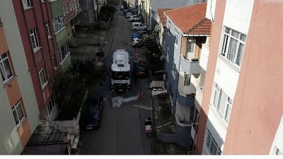 Maltepe Belediyesi, baharın gelişiyle birlikte ilçe genelinde başlattığı temizlik çalışmalarını