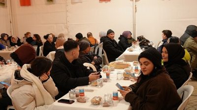 Maltepe Belediyesi, Ramazan ayı boyunca sürdürdüğü geleneksel iftar programıyla vatandaşları