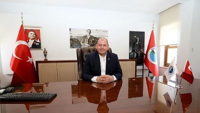 Menderes Belediyesi, bayramda çocukları unutmadı. Belediyenin Kültür ve sosyal İşler