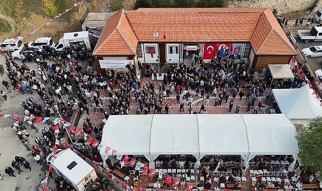 Menemen Belediyesi, gerçekleştirdiği açılışlarla takdir toplamaya devam ediyor. Mayıs ayında