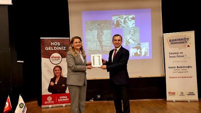 Tarihçi, yazar ve emekli tuğgeneral Naim Babüroğlu, “Atatürk ve Cumhuriyet”