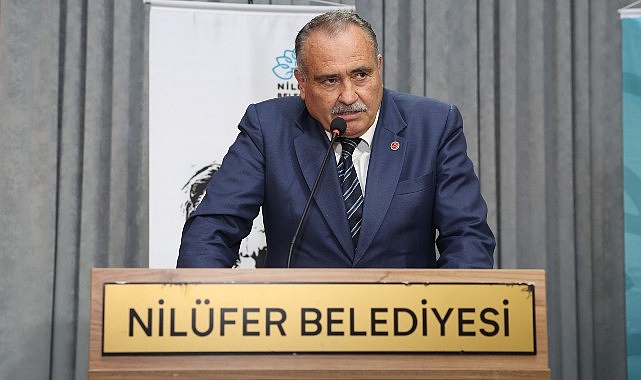 Nilüfer Belediyesi’nin düzenlediği geleneksel iftar yemeğinde konuşan Başkan Şadi Özdemir,