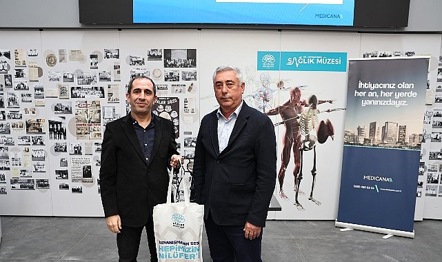 Nilüfer Belediyesi’nin düzenlediği Sağlık Buluşmaları'nda konuşan Op. Dr. Vedat Oruk,