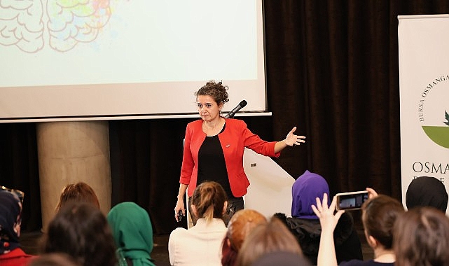 Osmangazi Belediyesi tarafından düzenlenen “Duygusal Dayanıklılık Atölyesi”nde, Osmangazililere vücut ve