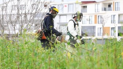 Osmangazi Belediyesi vatandaşların park, bahçe ve kaldırımlarda rahat ve huzurlu