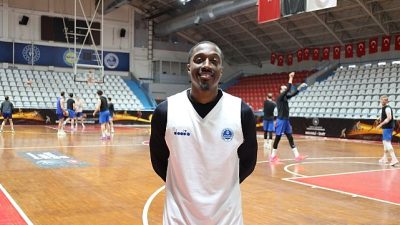 Türkiye Erkekler Basketbol 1. Ligi’nde mücadele veren Kocaeli Büyükşehir Belediyesi