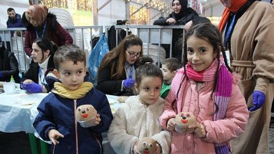 Kocaeli Büyükşehir Belediyesi’nin Gebze Kent Meydanı’nda kurduğu Ramazan Çadırı’nda düzenlenen