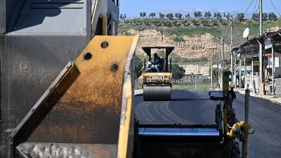 Manisa Büyükşehir Belediyesi, Sarıgöl ilçesindeki Yeni Sanayi Sitesi’nde uzun süredir