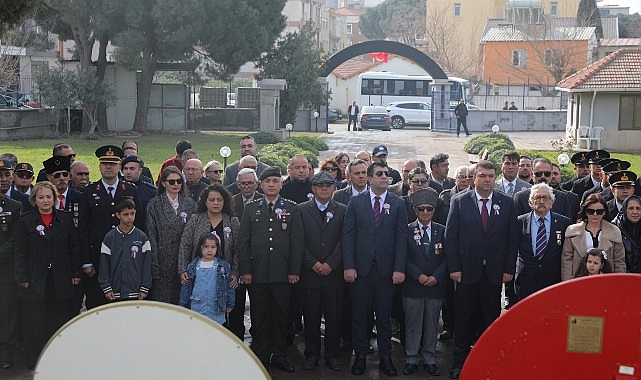 Seferihisar Şehitliği’nde, 18 Mart Şehitleri Anma Günü ve Çanakkale Deniz