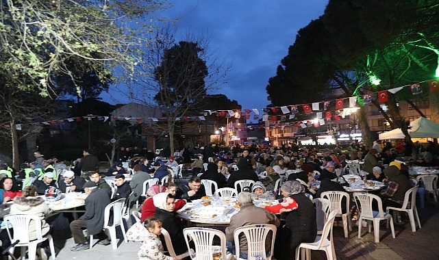 Seferihisar Belediyesi’nin ev sahipliğinde düzenlenen ve yaklaşık bin kişinin katıldığı