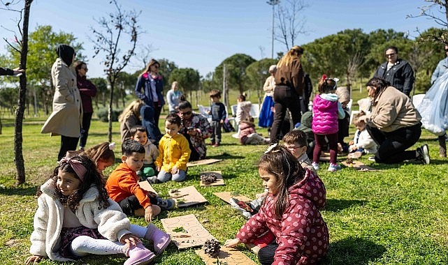 Bornova Belediyesi Çocuk Oyun ve Aktivite Merkezleri tarafından Aşık Veysel