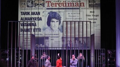 Bakırköy Belediye Tiyatroları (BBT) tarafından sahnelenen ve Tarık Akan’ın yaşadığı